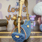 Louis Vuitton Croissant MM M46856 Blue